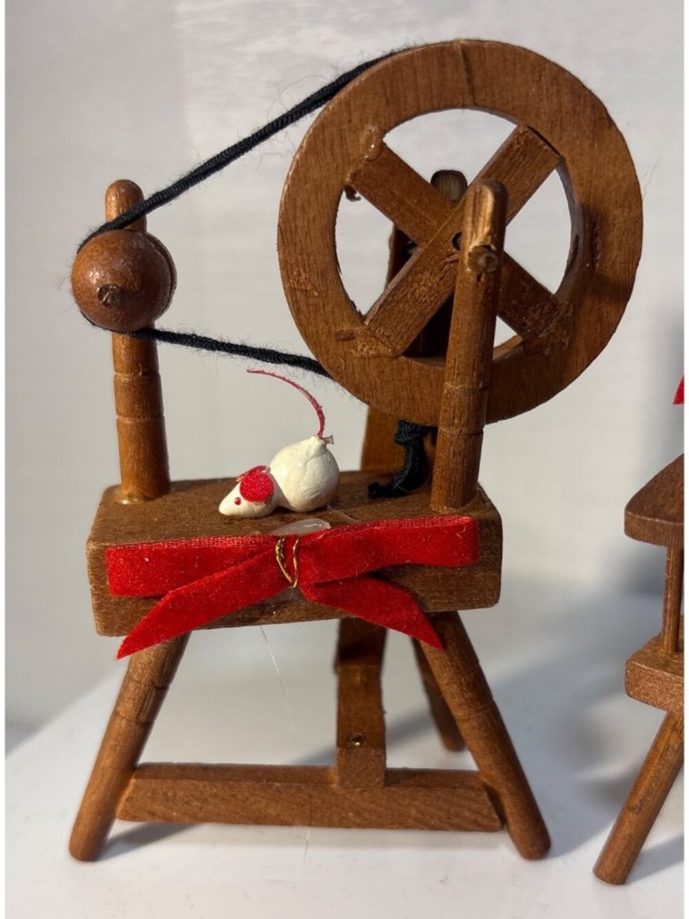 Miniature Wooden Dollhouse Furniture Christmas Spinning Wheel Chair & Clock Mice - Picture 2 of 8